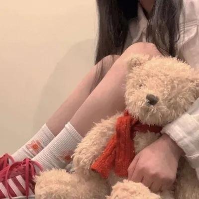 艳姬逢春